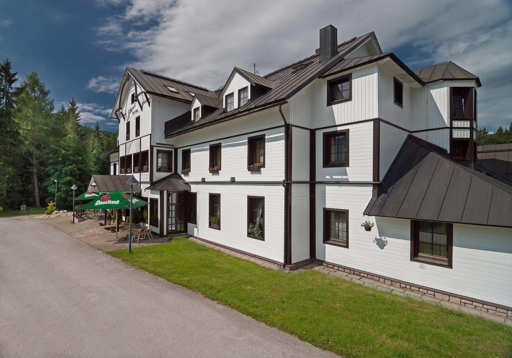 斯塔特酒店 Špindlerŭv Mlýn 外观 照片